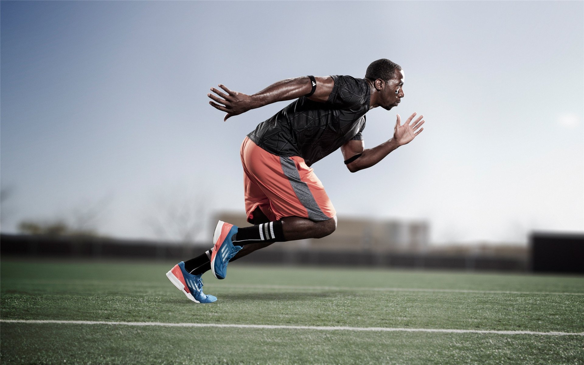 安德森对市场价格的敏锐判断帮助俱乐部合理出手,安德森分析模型四个