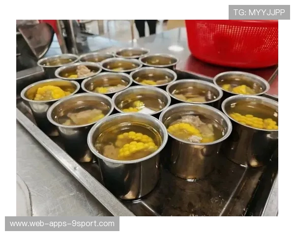 运动员训练饮食管理走向个性化与科学化，简述运动员膳食的基本要求