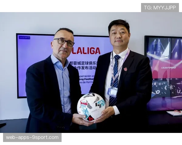 青训合作模式:学校与俱乐部的共赢路径,青训团队 青训合作模式:学校与俱乐部的共赢路径,青训团队